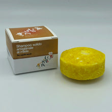 Carica l&#39;immagine nel visualizzatore di Gallery, shampoo solido nutriente al miele per capelli secchi
